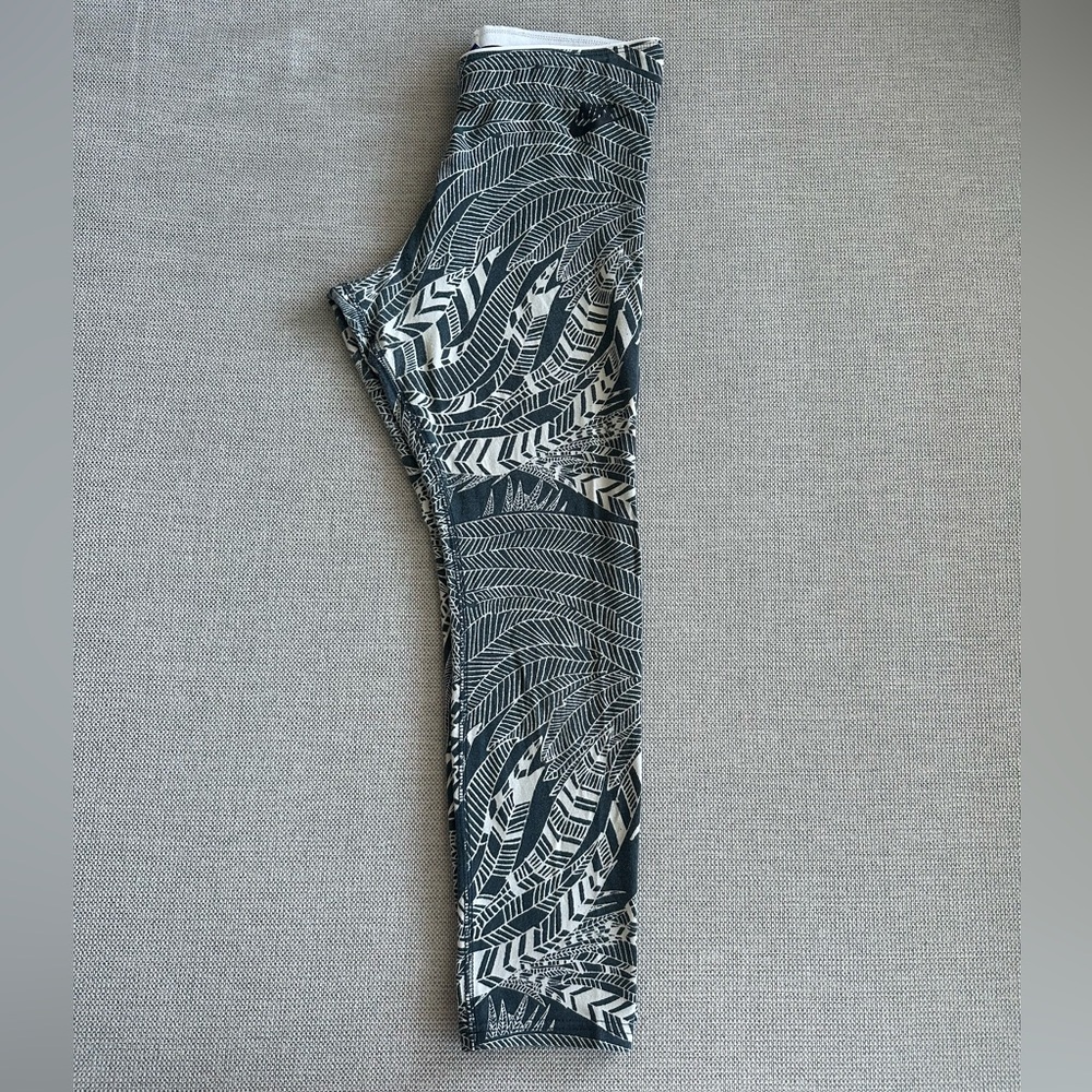 Nike Floral Leggings